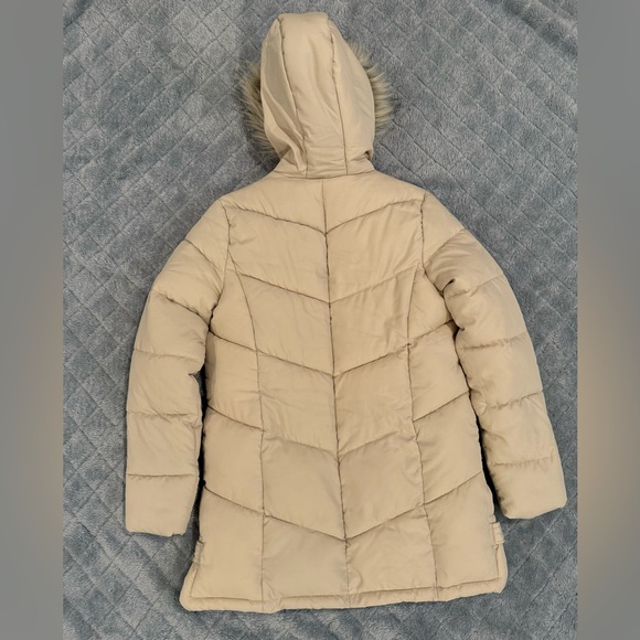 Fashion Nova Puffer Jacket | Women’s XS | Cream | Faux Fur Hood - Picture 6 of 6